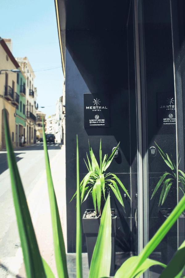 Hotel Mestral Perello El Perelló Exteriör bild