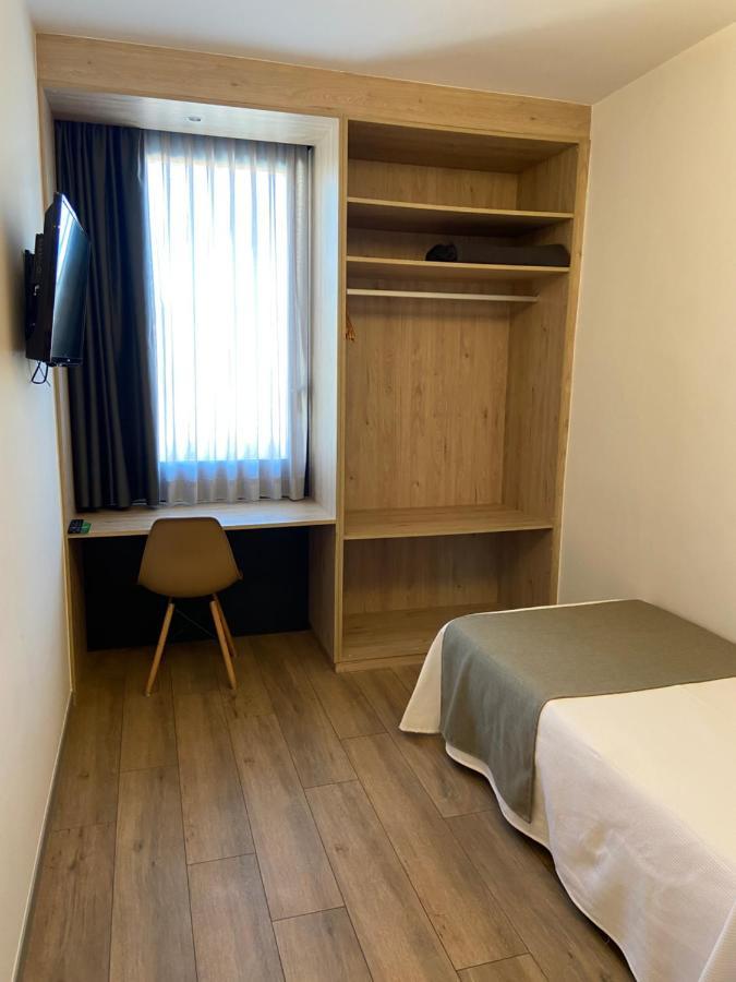 Hotel Mestral Perello El Perelló Exteriör bild